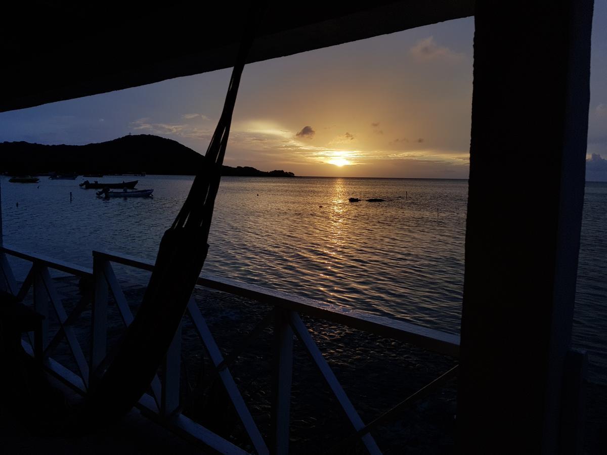 Posada Old Town Bay Providencia  Экстерьер фото